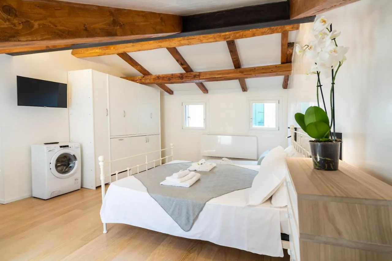 Palazzina Schiavoni Apartment Venice