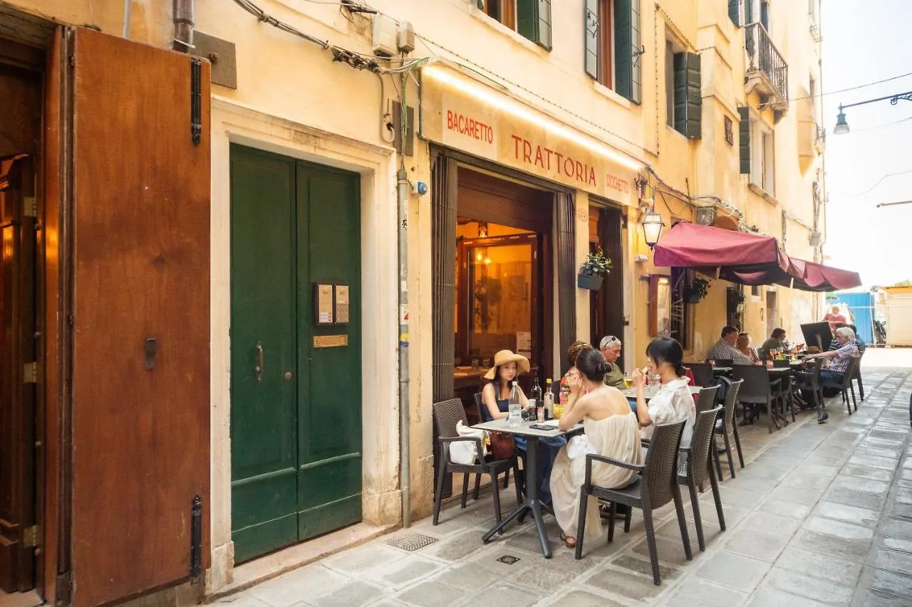 Palazzina Schiavoni Apartment Venice