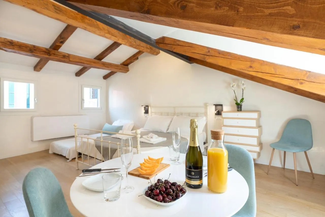 Ferienwohnung Palazzina Schiavoni Venedig Apartment