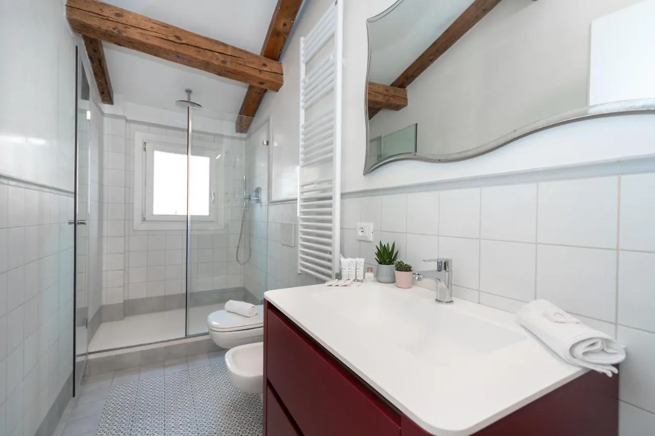 Apartment Ferienwohnung Palazzina Schiavoni Venedig Italien